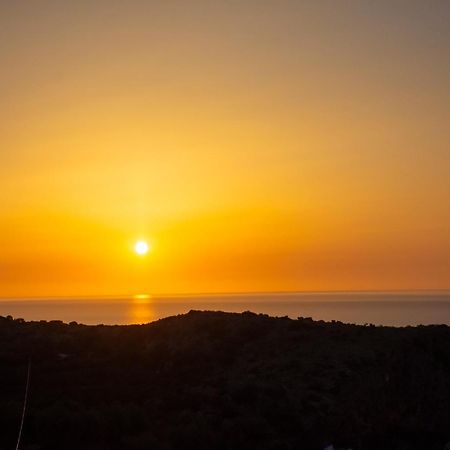 Infinity Wellness Boutique Hotel Afráta Екстериор снимка